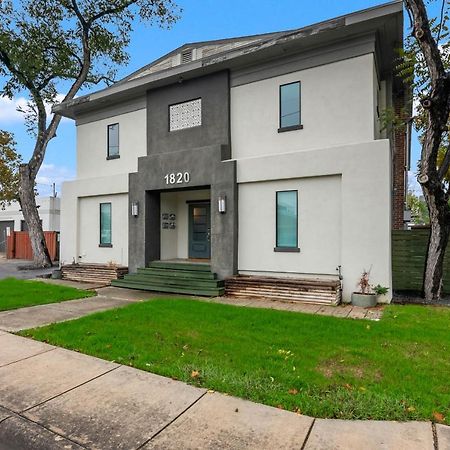 Chic Comforts In Tobin. Apartment San Antonio Exterior photo